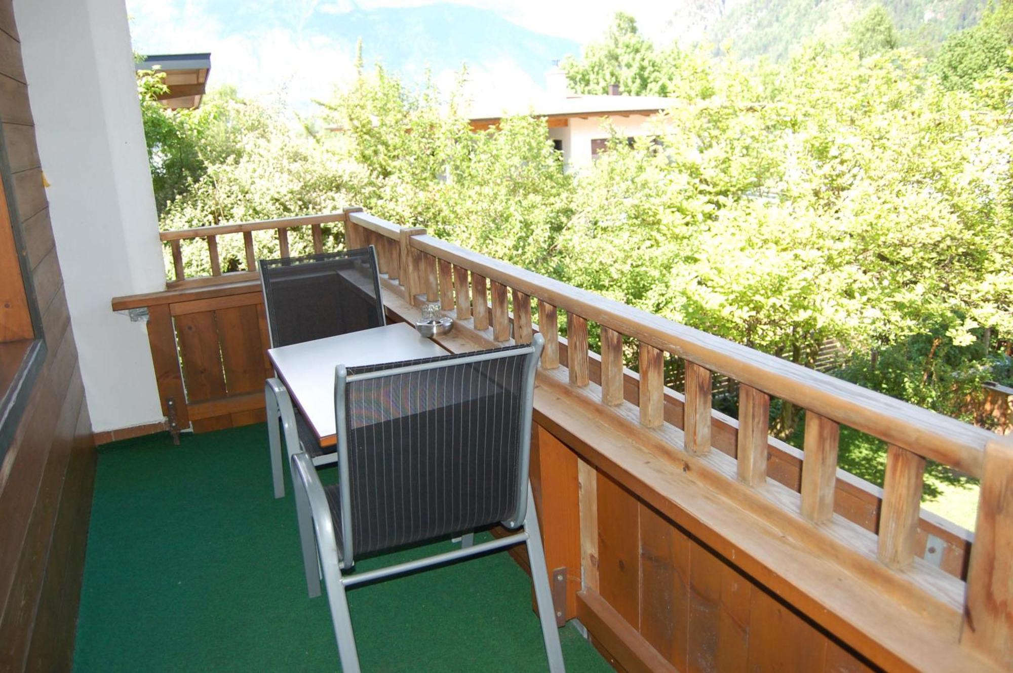 Haus Hager Bed & Breakfast Schlitters Exterior photo